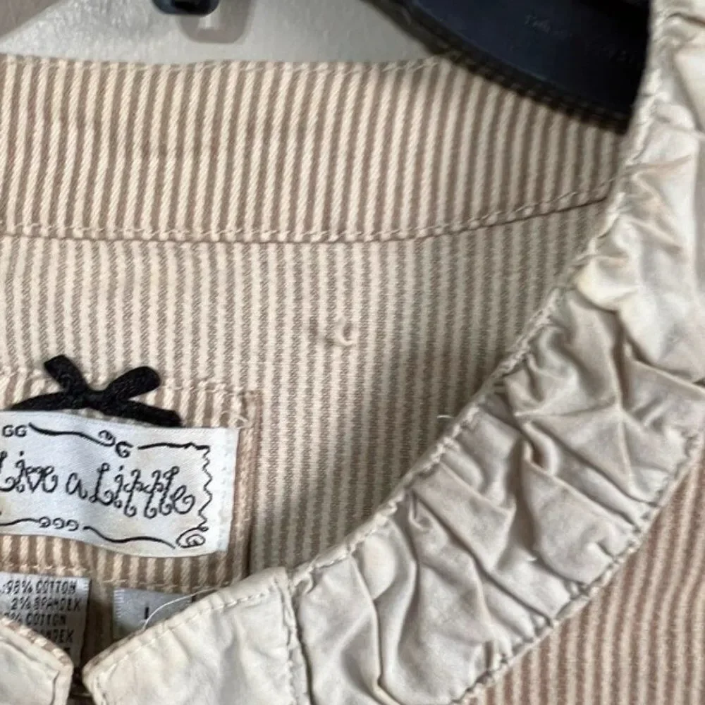 Live a Little large jacket‎ - Picture 6 of 10